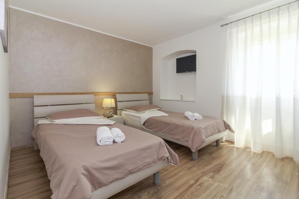 Casa Nonnina In - Haus Fuer 4 Personen Ferienhaus